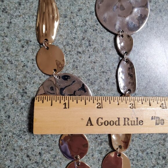 Natasha Necklace Gold Silver Tone Hammered Asymmetrical Shapes Long Signed 38" - Picture 3 of 7